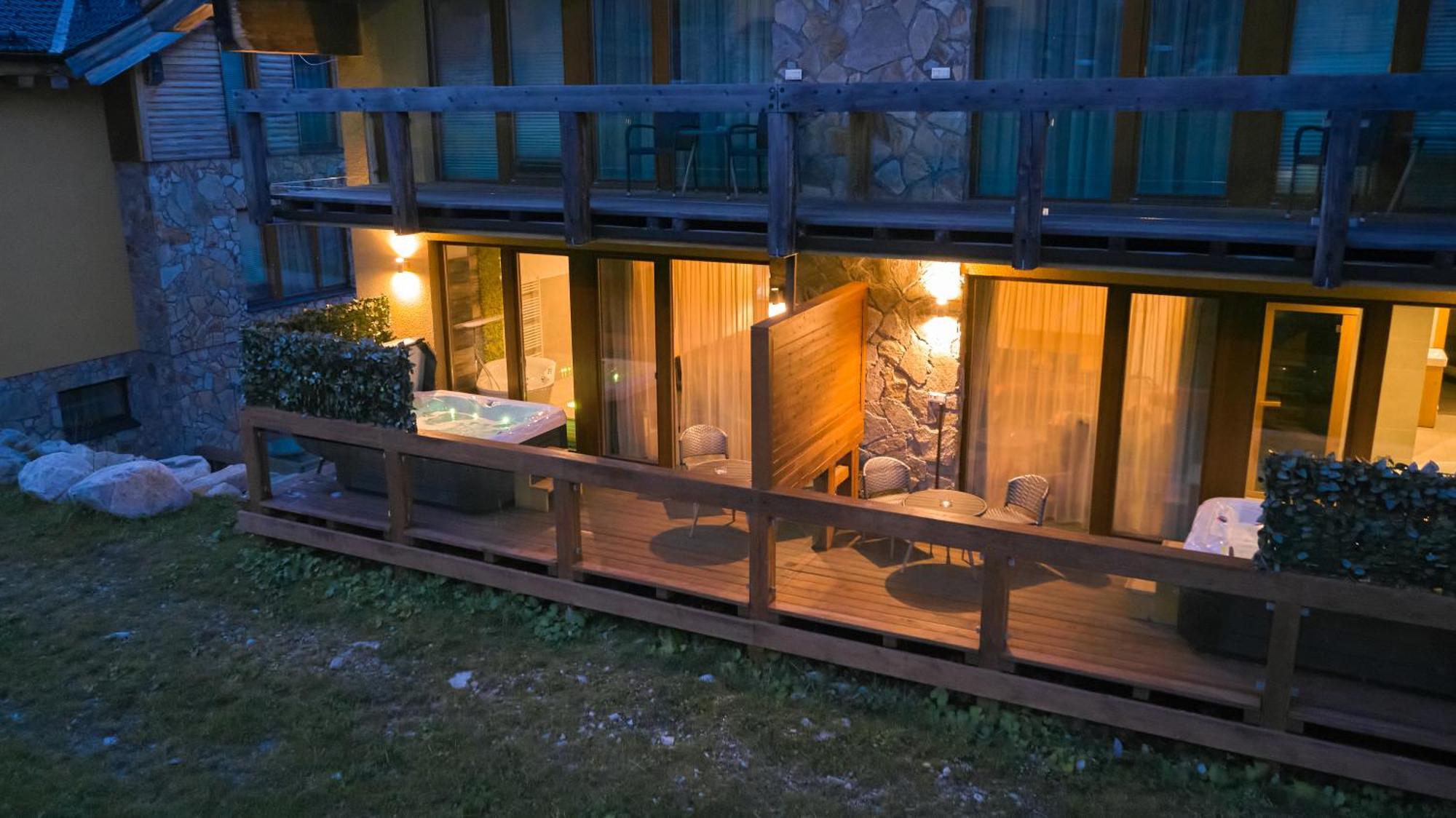Jasna Wellness Saskia Jacuzzi & Sauna *